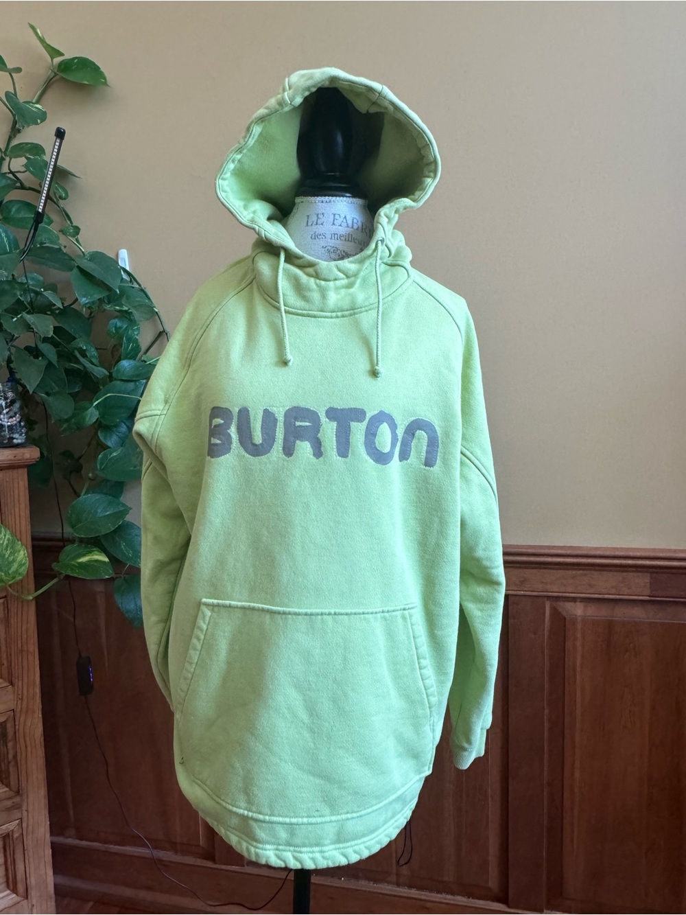 Burton Lime Green Pullover Snowboarding Hoodie with Logo Patch